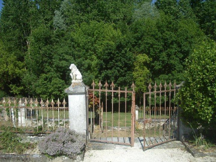 Chateau Sainte Marie Hotel Dompierre-sur-Charente Eksteriør billede