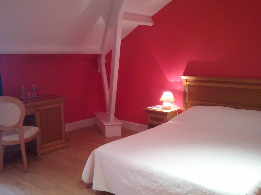 Chateau Sainte Marie Hotel Dompierre-sur-Charente Værelse billede